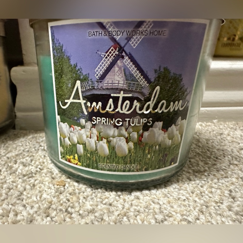 Bath and Body Works Amsterdam Spring Tulips Candle 2015